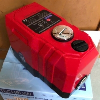 Bơm tăng áp điện tử Techrumi ITP30V-135A 