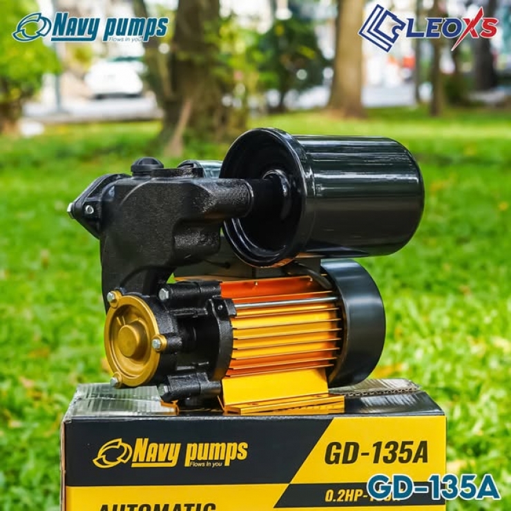 Máy bơm tăng áp 135W Navy GD-135A Gold Series