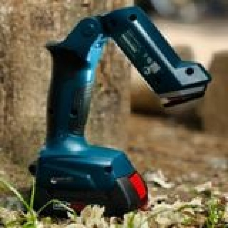 Đèn chiếu sáng 18V Bosch GLI 180-LI ( chưa Pin & Sạc )