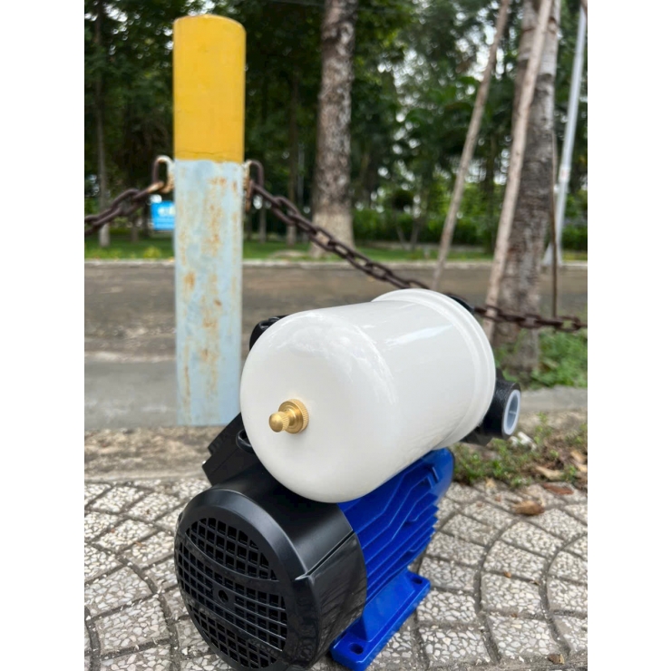 Máy bơm tăng áp 130W Happy HTA130A
