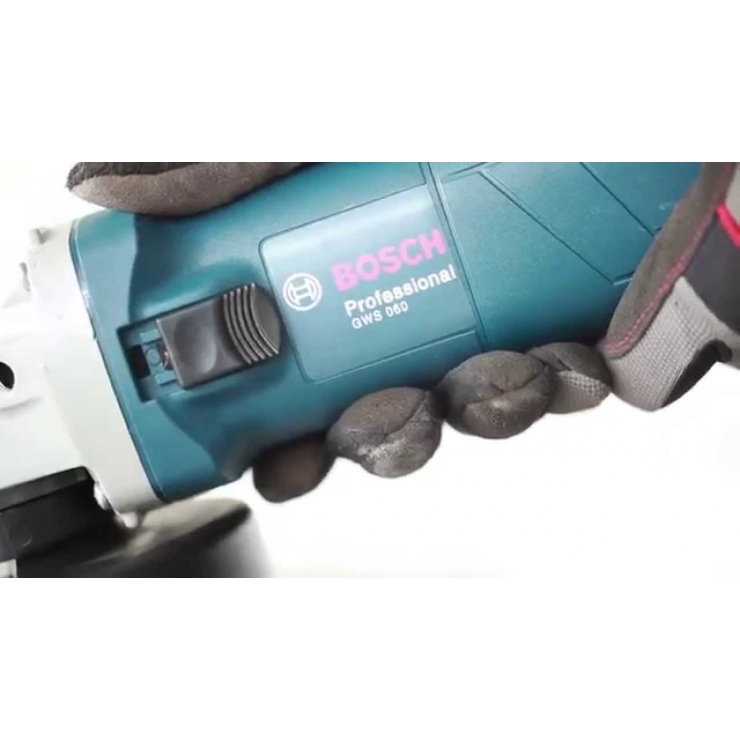 Máy mài góc 100mm Bosch GWS 060 670W