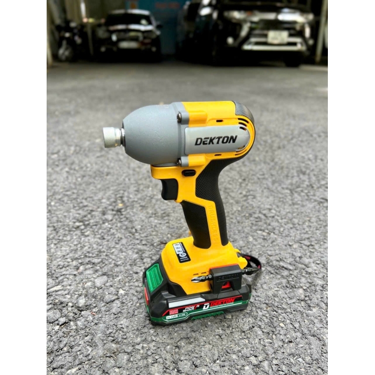 Thân Máy siết bu lông dùng pin 21V Dekton Bulong M21-IW550PRO giá tốt