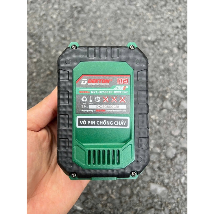 Pin Dekton M21 -B2500TP 5cell 2.5Ah