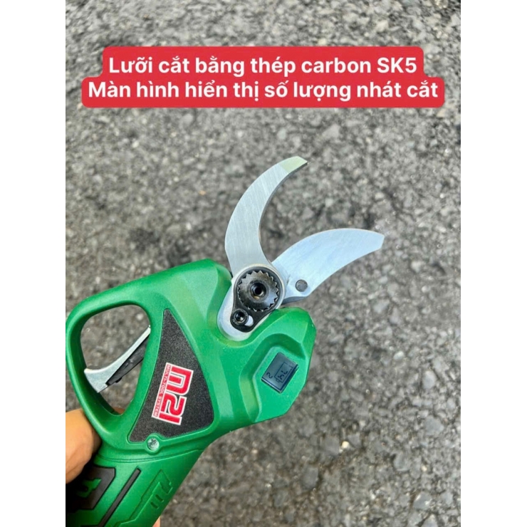 Kéo cắt cành 40mm Pin 21V Dekton M21-MCC40 Brushless