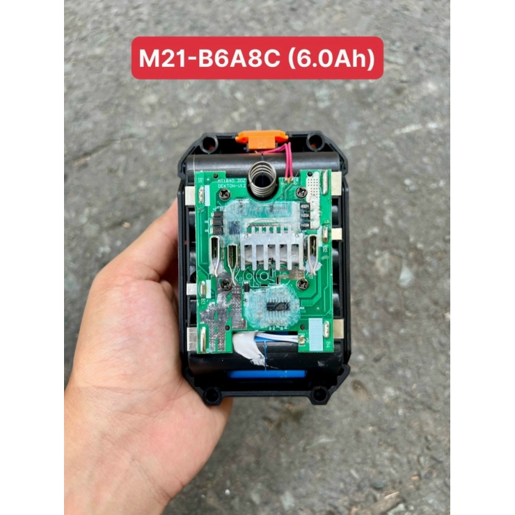 Pin Dekton M21-B6A8C 15Cell 6.0Ah