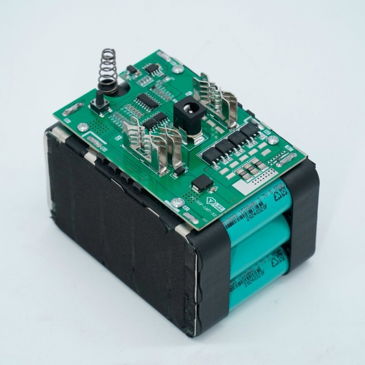 Pin 21V Hukan HM21-G2-FX15C4500 (15Cell 4.5Ah)