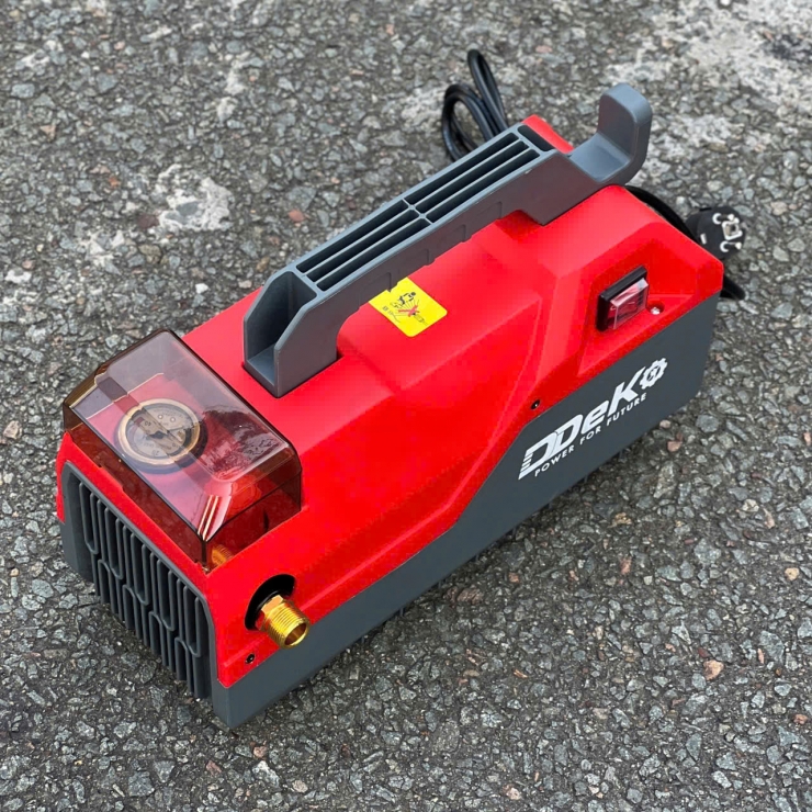 Máy rửa xe 3000W DDEKO DK-P3000 chỉnh áp