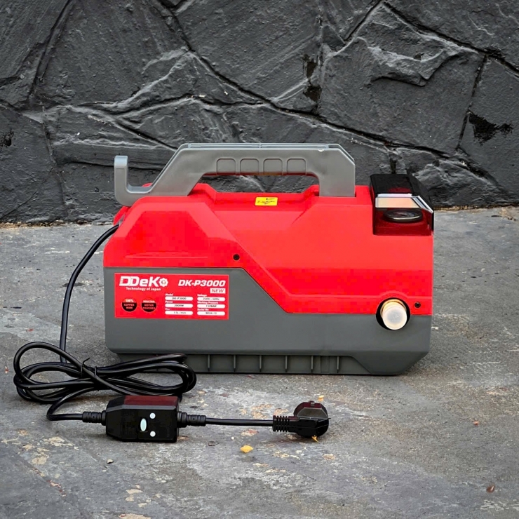 Máy rửa xe 3000W DDEKO DK-P3000 chỉnh áp