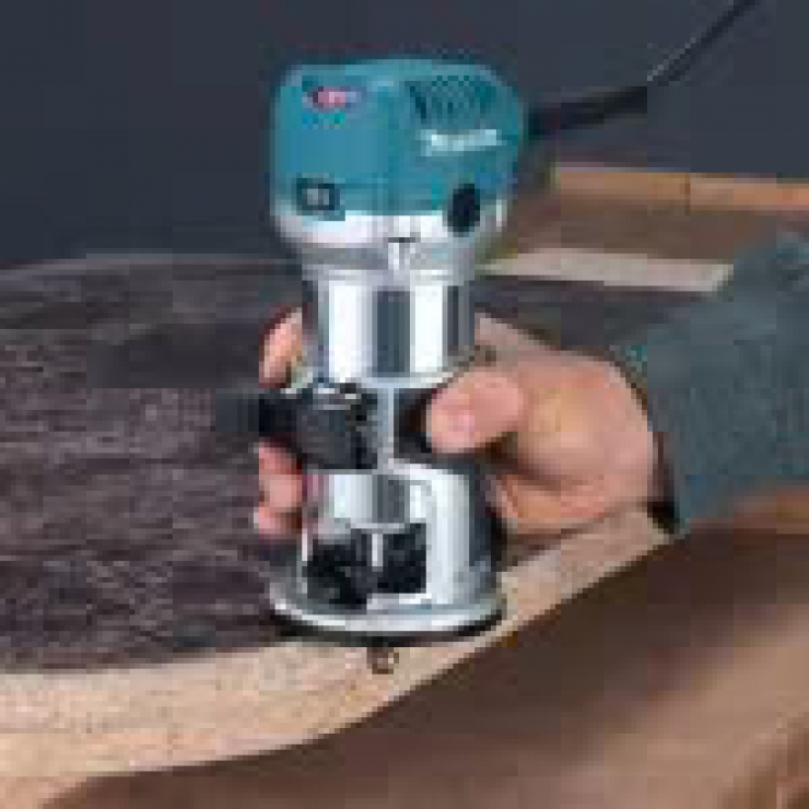 Máy phay chỉnh tốc 710W Makita RT0700C 6.35mm