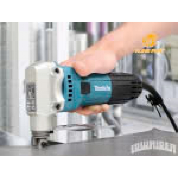 Máy cắt tôn 1.6mm Makita JS1602 380W