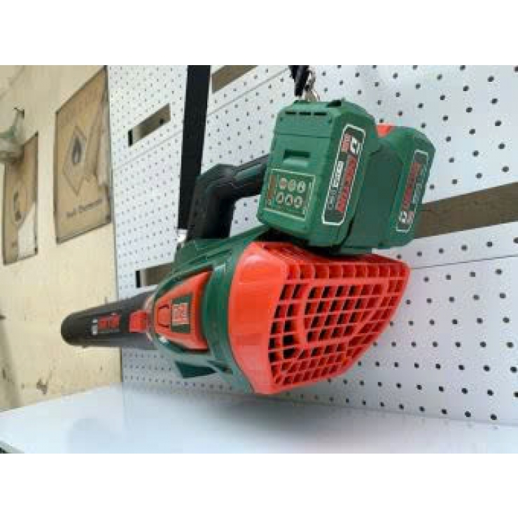 Máy thổi lá 42V Pin 21V x 2 Dekton M21x2-TB01BL Brushless