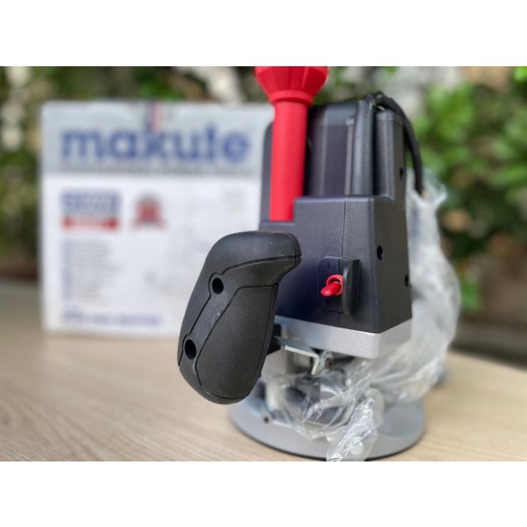 Máy soi gỗ 2 tay 2100W Makute ER001 