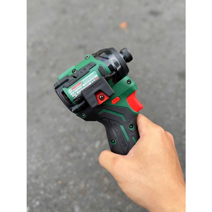 Máy bắn vít Pin 16.8V Dekton D16-CV180PRO Brushless