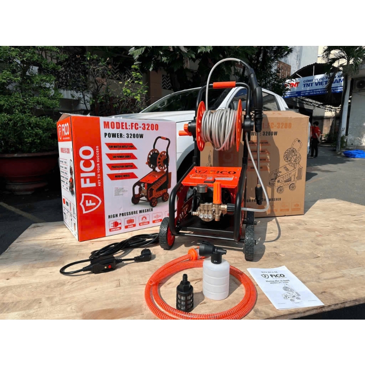 Máy rửa xe cao áp 3.2kW FICO FC-3200 chỉnh áp xe đẩy