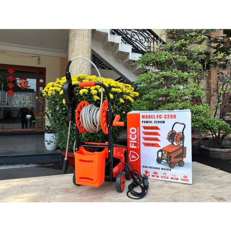 Máy rửa xe cao áp 3.2kW FICO FC-3200 chỉnh áp xe đẩy