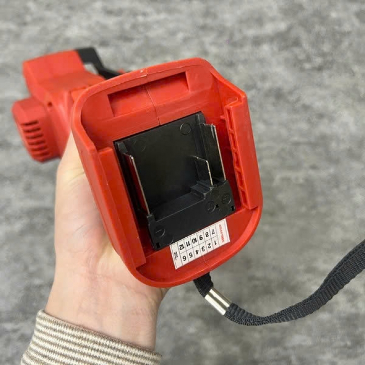 Cưa xích Pin 6inch Amaxtools ACX150-SM Brushless