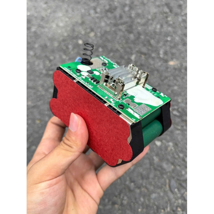 Pin 15cell 6.0Ah Dekton M21-B6095A xả 95A