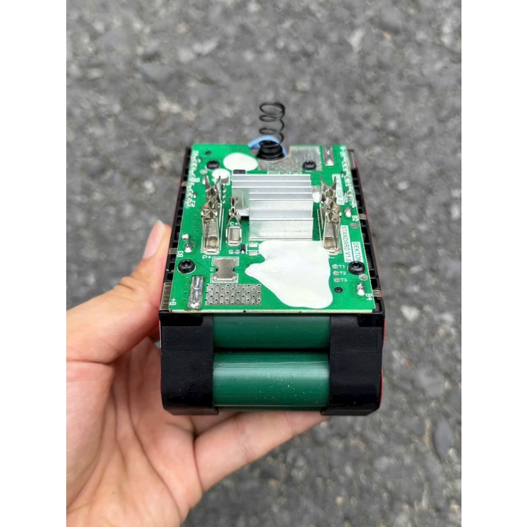 Pin 15cell 6.0Ah Dekton M21-B6095A xả 95A