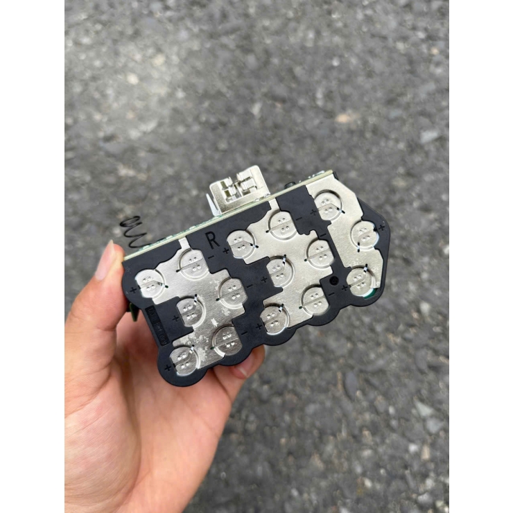 Pin 15cell 6.0Ah Dekton M21-B6095A xả 95A