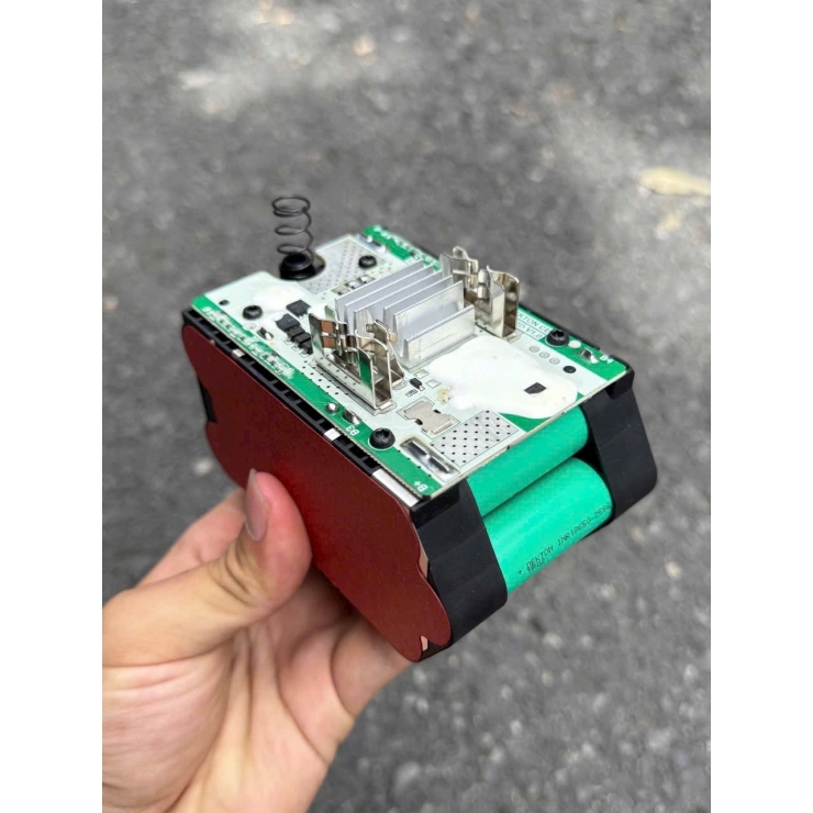 Pin 7.5A 21V Dekton M21-B7595PROMAX xả 95A
