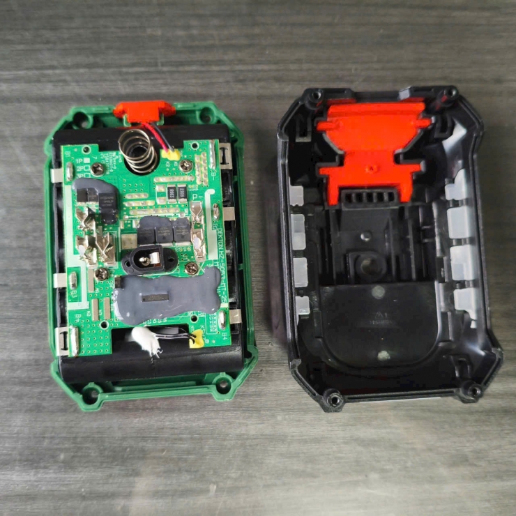 Pin 2.0A Dekton M21-B2065XPLUS ( 5 cell xả 65A )