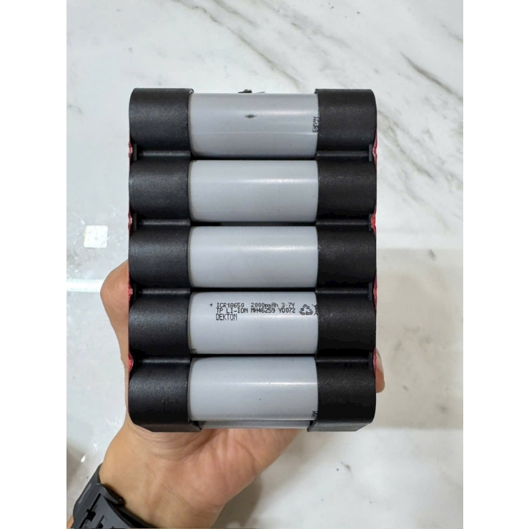Pin 6A Dekton M21-B60100Plus ( dòng xả 100A )