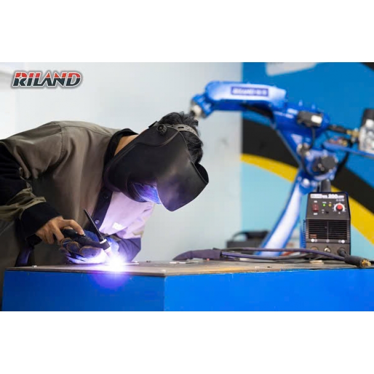 Máy hàn Tig công trình Riland WS 200S Professional