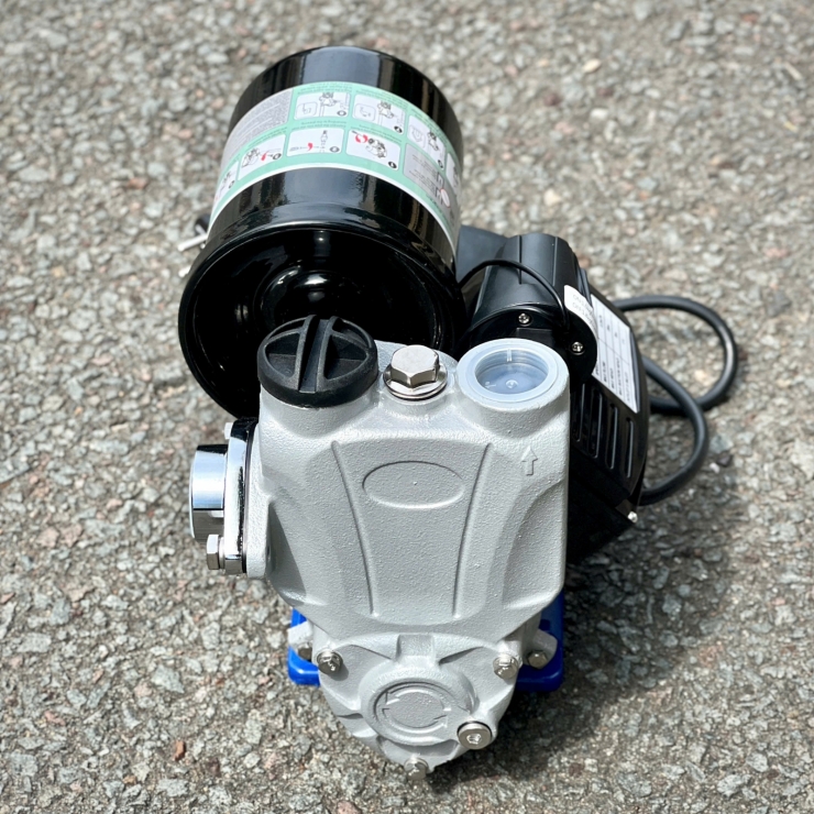 Bơm nước tăng áp 200W DDeko DK-200T