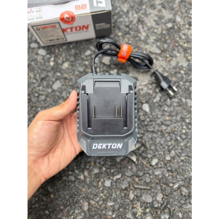 Sạc nhanh 2.0Ah Dekton M21-S20XPRO