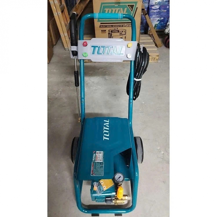 Máy rửa xe công nghiệp 2.4Kw Total TGT11176 