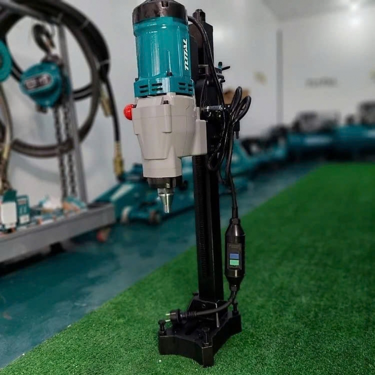 Máy khoan rút lõi 230mm Total TDDM38001