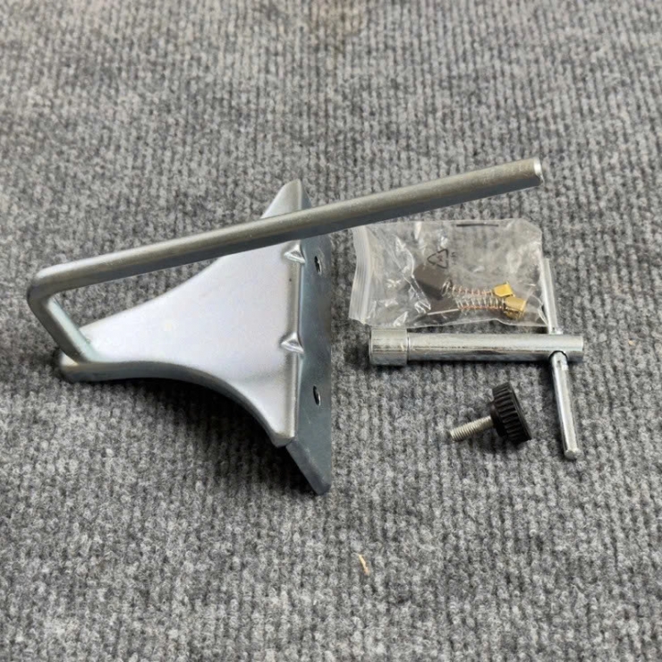 Máy bào gỗ 750W Total TL7508226 ( 82mm*2mm )