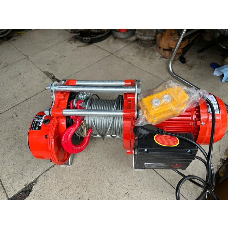 Máy tời tốc nhanh 30m/Phút Takashi TA-GH400A ( 200-400Kg )