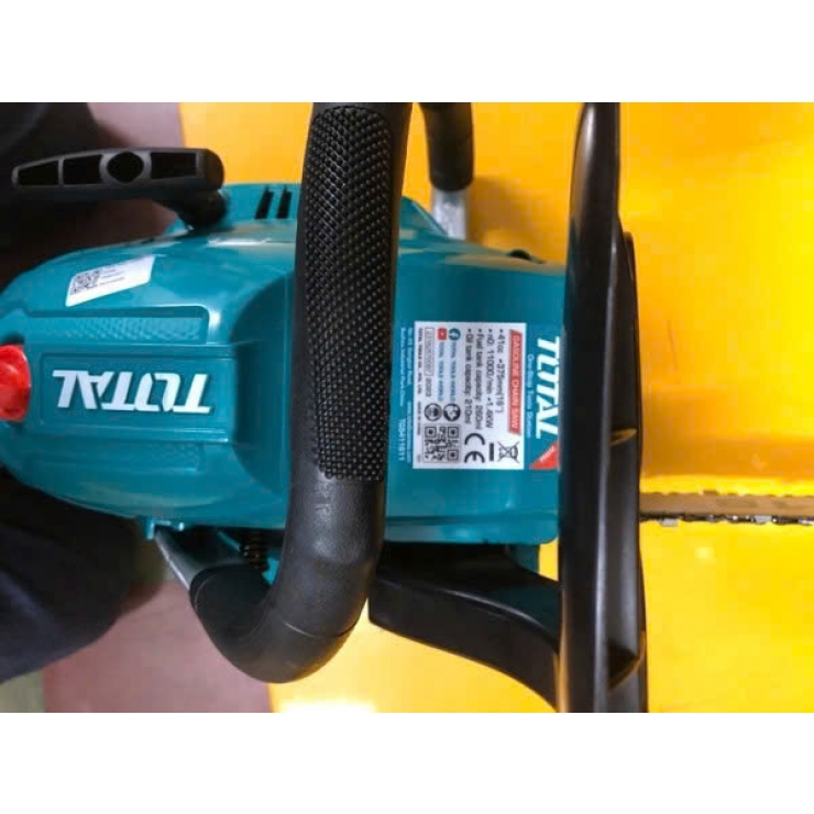 Máy cưa xăng 16inch Total TG5411611 ( 41cc 2 thì )