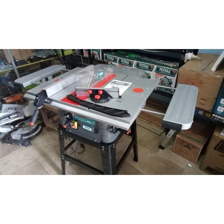 Máy cưa bàn 10inch 2600W Total TS526043