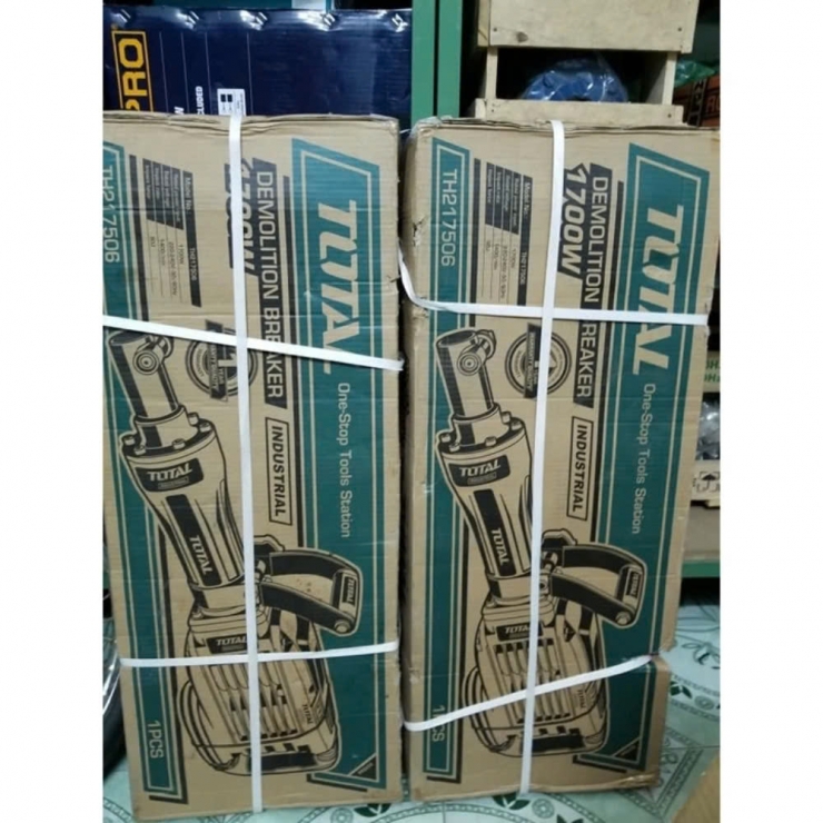 Máy đục bê tông 30 ly Total TH217506 ( 1700W  50J )