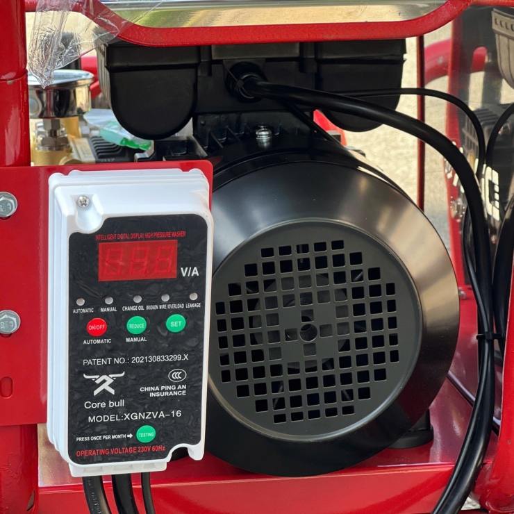 Máy xịt rửa công nghiệp 5.6Kw DDeko DK-X56 ( rulo xe đẩy )