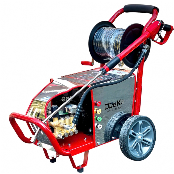 Máy xịt rửa công nghiệp 5.6Kw DDeko DK-X56 ( rulo xe đẩy )