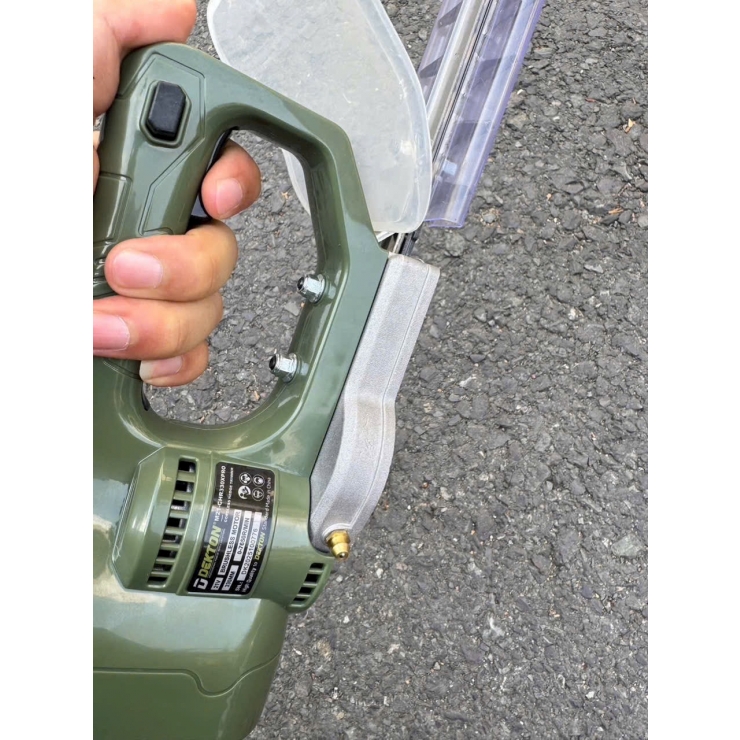 Cắt tỉa hàng rào 330mm Pin 21V Dekton M21-CHR330PRO ( chưa Pin & Sạc )