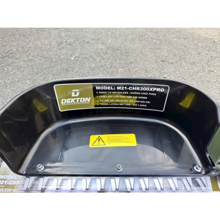 Máy hái chè Pin 21V Dekton M21-CHR300XPRO Brushless ( chưa Pin & Sạc )