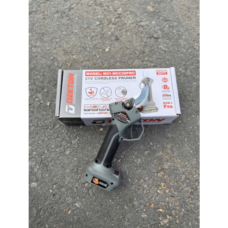 Kéo cắt cành Pin 21V Dekton M21-MCC28PRO ( chưa Pin & Sạc )
