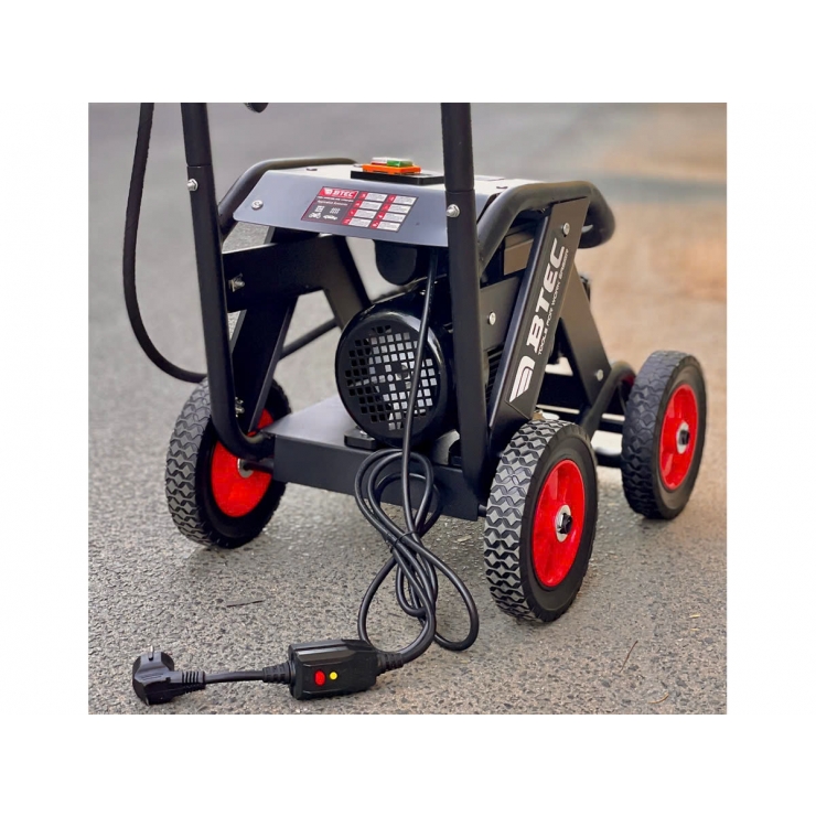 Máy xịt rửa công nghiệp 3.7Kw Btec BT391 xe đẩy