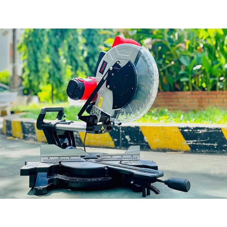 Máy cắt nhôm trượt 305mm Btec BT1247 đèn laser