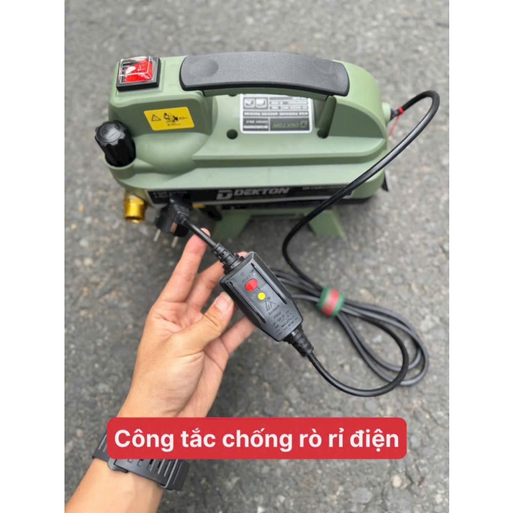 Máy xịt rửa chỉnh áp Dekton DK-CWR2200XPRO