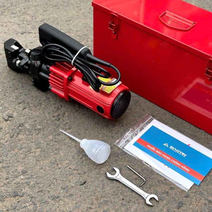 Máy cắt thủy lực 25mm Btec BT25C